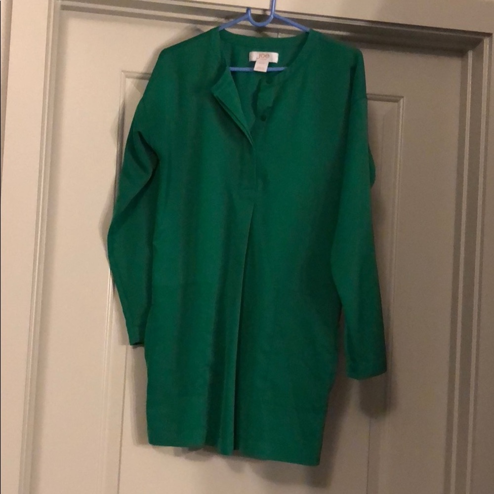 Green tunic WITH POCKETS!!!